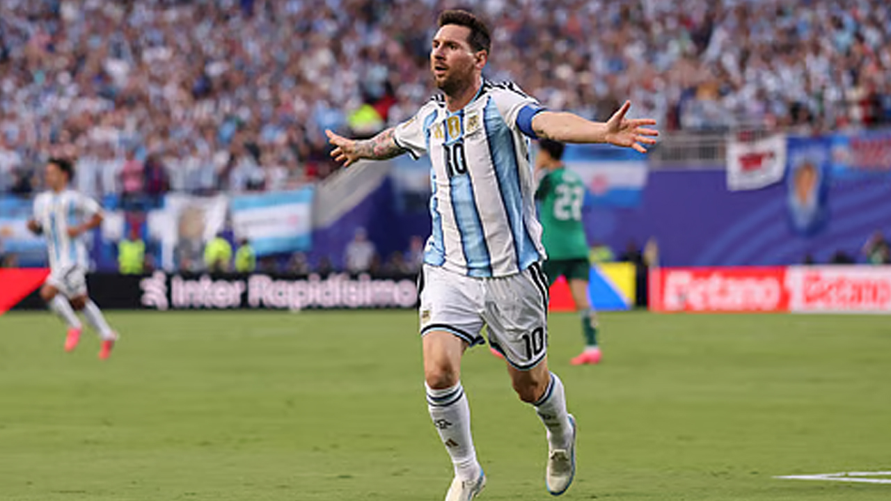 টানা ৫ বিশ্বকাপে গোলের রেকর্ড মেসির